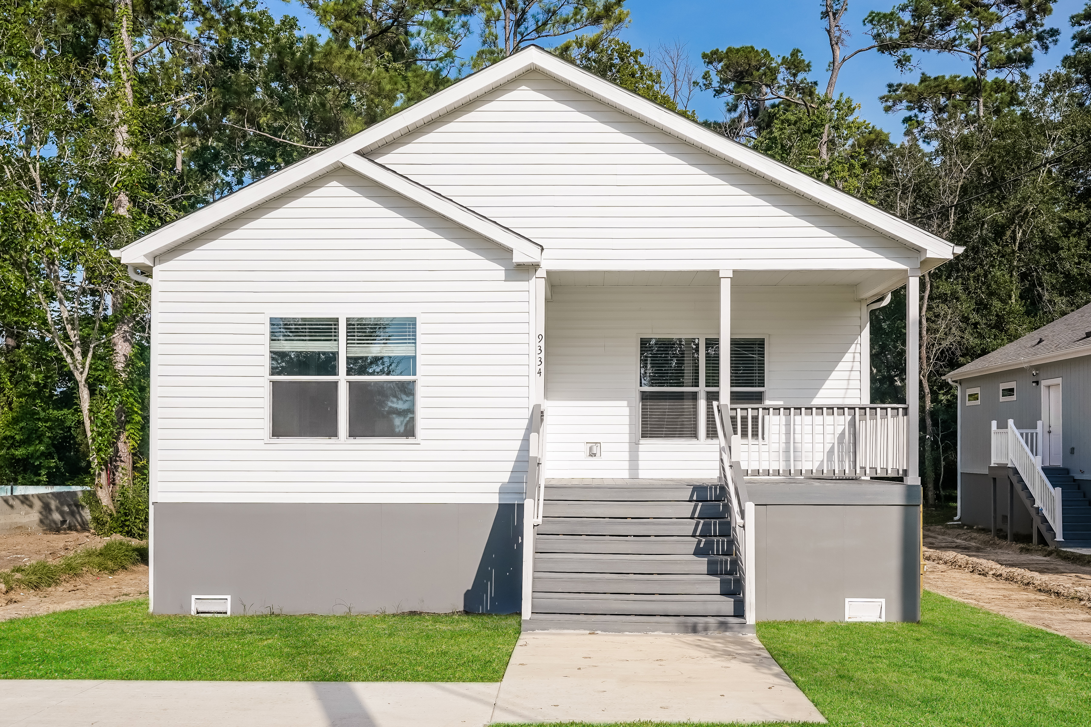 9334 Crestview Houston, TX 77078